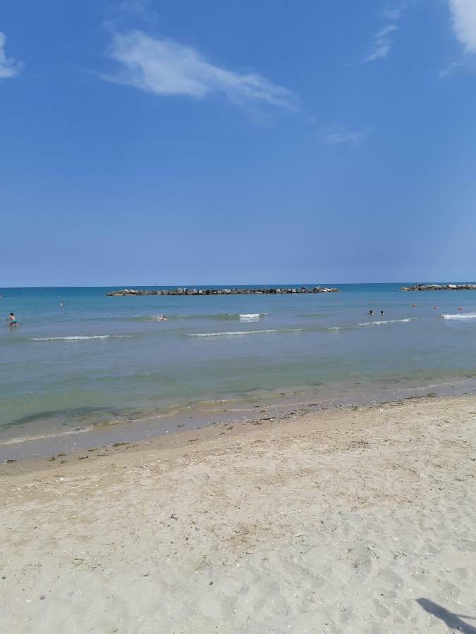 Appartamento Emilia Cupra Marittima Exteriör bild